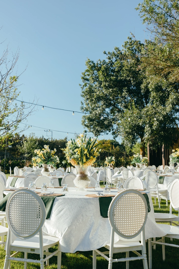 Galeri - Kır Bahçesi Mekanı