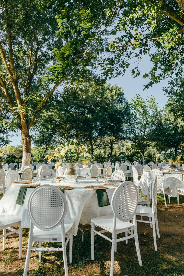 Galeri - Kır Bahçesi Mekanı